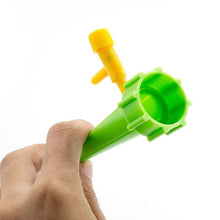 將圖片載入圖庫檢視器 6PCS Self Watering Funnel Automatic Drip Irrigation
